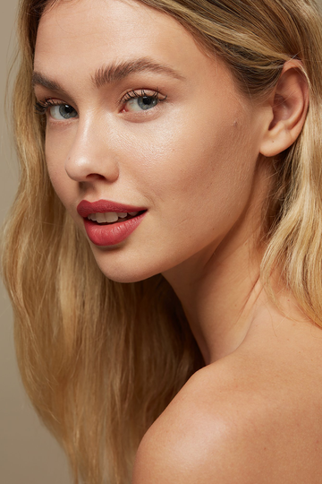 BTY by NA-KD Matte Lipstick - Red
