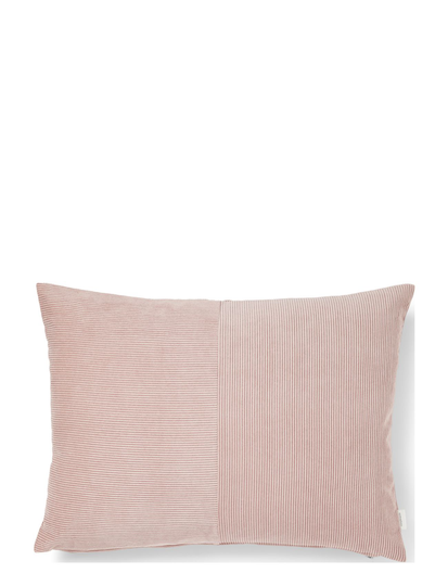 Wille 45X60 Cm Home Textiles Cushions & Blankets Cushions Vaaleanpunainen Compliments