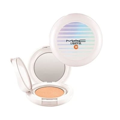MAC Lightful C+ Coral Grass Cushion Compact Foundation Extra Light Rose -vaalea ruusu