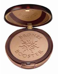 Bronze Booster Glow-Boosting Pressed Bronzer, Medium/Dark