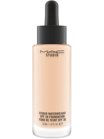 MAC Cosmetics Studio Waterweight SPF 30 /Pa++ Foundation Nc15